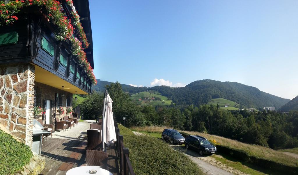 Pod Orehi Guest House Loče pri Poljčanah Exterior foto